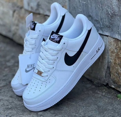 NIKE AirForce 1